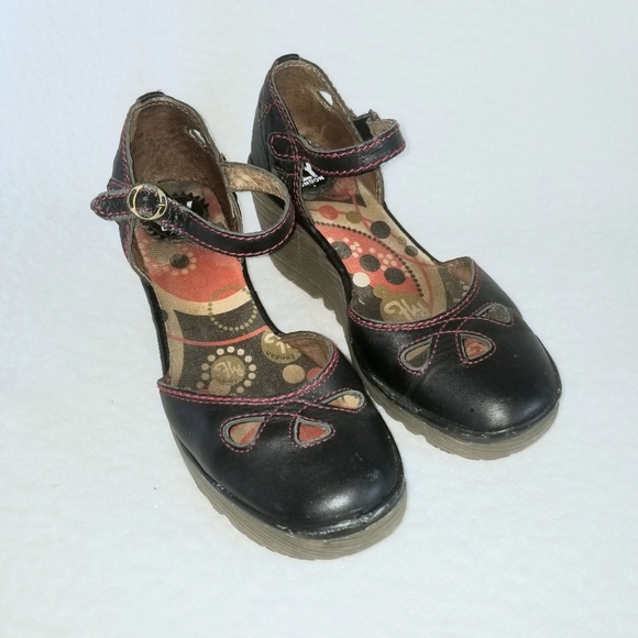 fly london yuna wedge